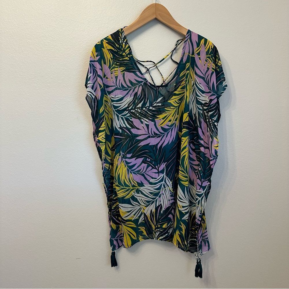 Palisades Beach Club Tropical Print Swim Coverup